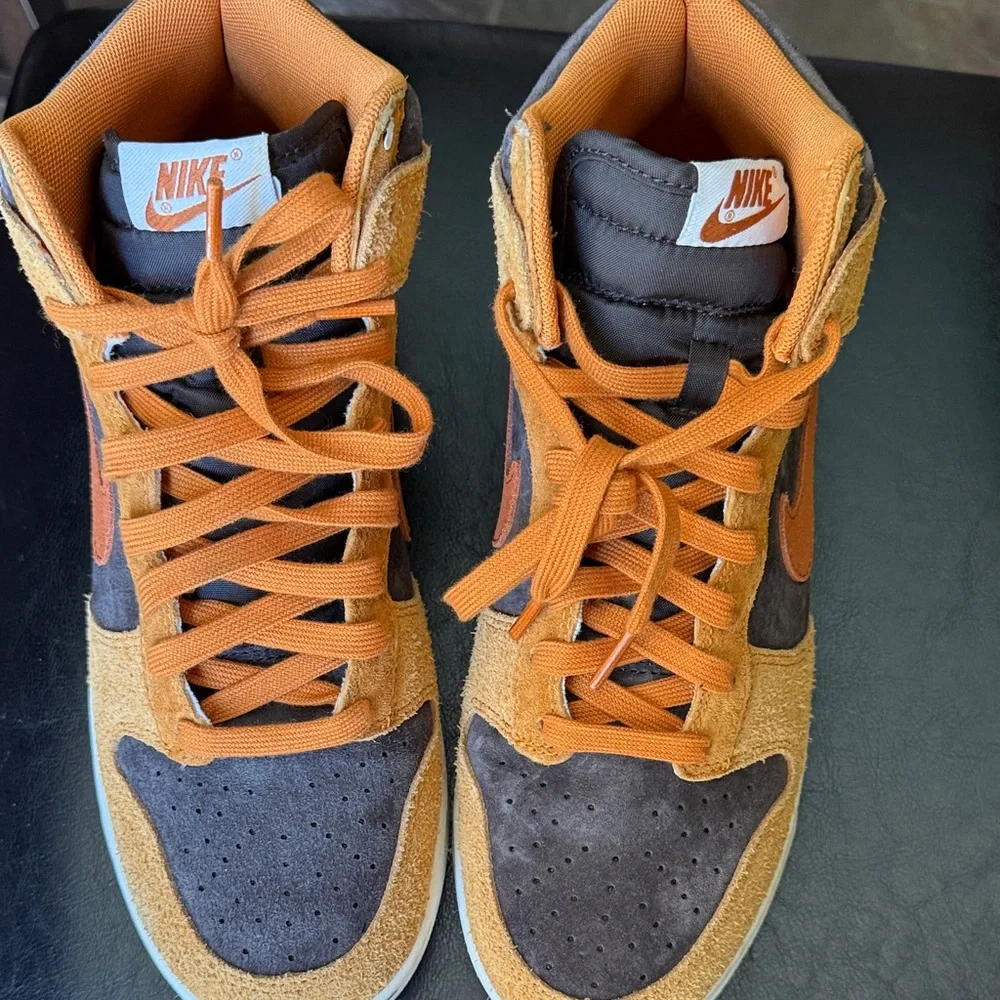 Nike High-Top Sneakers in Brown and Orange - Picture 1 of 8